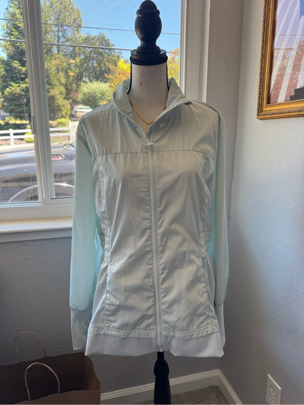 Light Mint Zip-Front Women’s Windbreaker Jacket